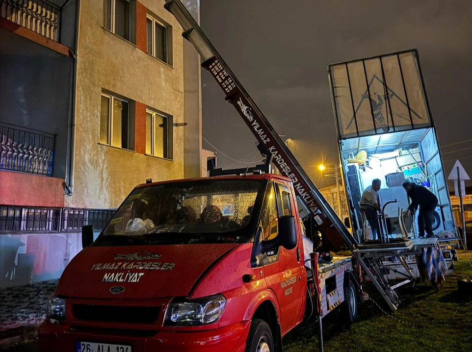 Vadişehir Mobilya Taşıma Asansörü